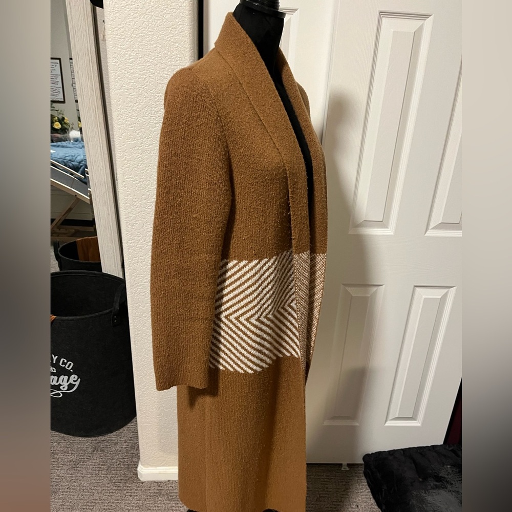 Bobeau Tan and White Women's Cardigan
